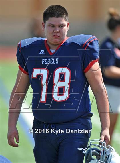 Thumbnail 1 in FR: Nolan Catholic @ Richland Gray photogallery.