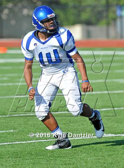 Thumbnail 2 in FR: Nolan Catholic @ Richland Gray photogallery.