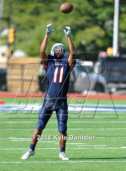 Thumbnail 2 in FR: Nolan Catholic @ Richland Gray photogallery.