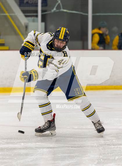 Thumbnail 2 in St. Franics (B-Team) @ Hartland (B-Team) photogallery.