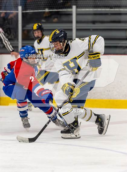 Thumbnail 2 in St. Franics (B-Team) @ Hartland (B-Team) photogallery.