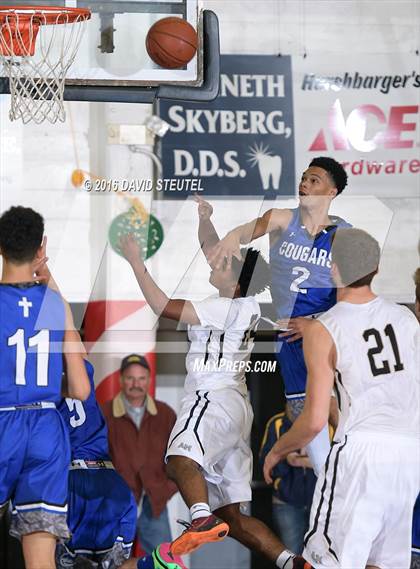 Thumbnail 3 in Capital Christian vs. Archbishop Mitty (Gridley Invitational) photogallery.