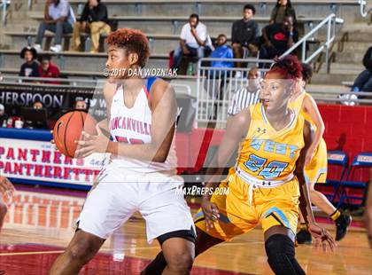 Thumbnail 3 in Duncanville vs. Putnam City West (Thanksgiving Hoopfest) photogallery.