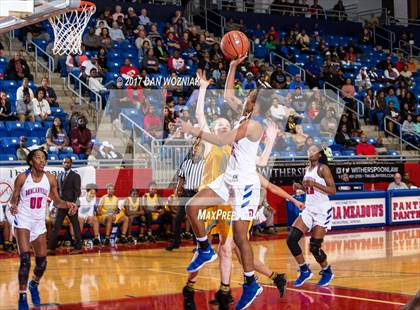 Thumbnail 3 in Duncanville vs. Putnam City West (Thanksgiving Hoopfest) photogallery.