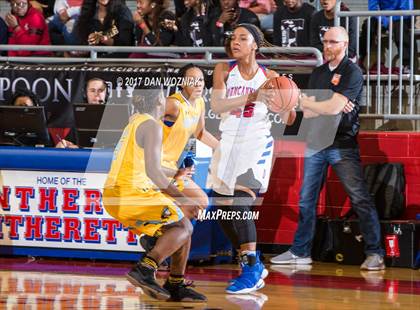 Thumbnail 1 in Duncanville vs. Putnam City West (Thanksgiving Hoopfest) photogallery.
