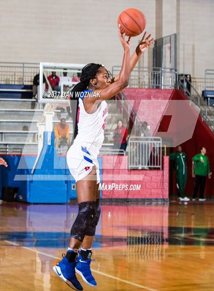Thumbnail 1 in Duncanville vs. Putnam City West (Thanksgiving Hoopfest) photogallery.