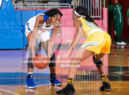 Thumbnail 2 in Duncanville vs. Putnam City West (Thanksgiving Hoopfest) photogallery.
