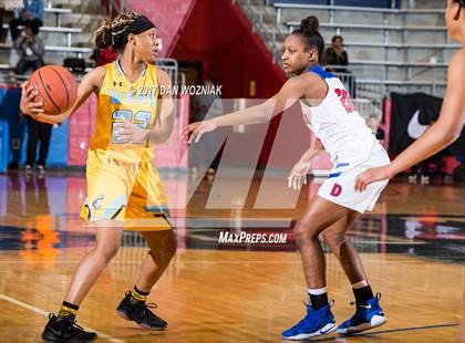 Thumbnail 1 in Duncanville vs. Putnam City West (Thanksgiving Hoopfest) photogallery.