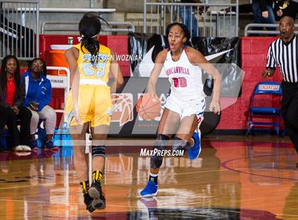 Thumbnail 1 in Duncanville vs. Putnam City West (Thanksgiving Hoopfest) photogallery.