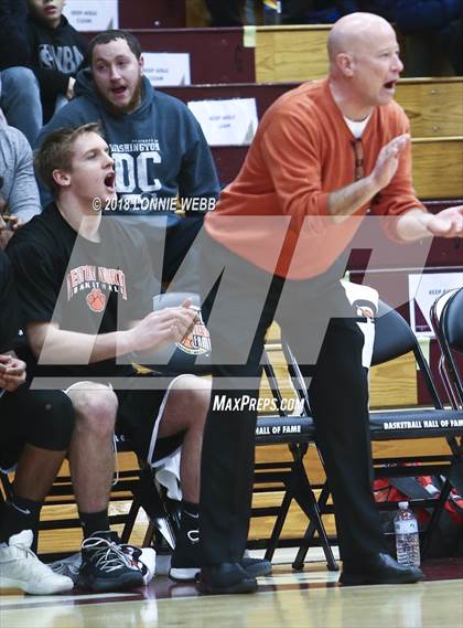 Thumbnail 1 in Newton North vs. Springfield Central (Spalding Hoophall Classic) photogallery.