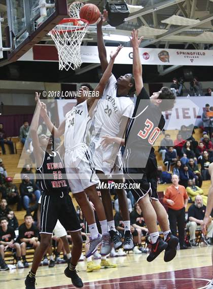 Thumbnail 2 in Newton North vs. Springfield Central (Spalding Hoophall Classic) photogallery.