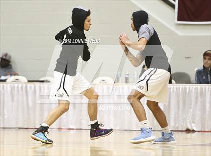 Thumbnail 1 in Newton North vs. Springfield Central (Spalding Hoophall Classic) photogallery.