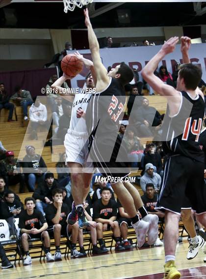 Thumbnail 2 in Newton North vs. Springfield Central (Spalding Hoophall Classic) photogallery.