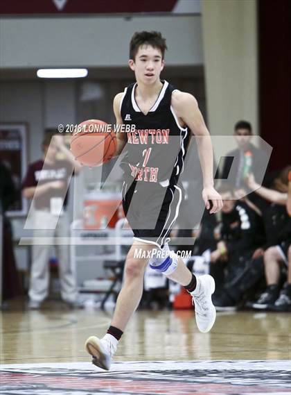 Thumbnail 1 in Newton North vs. Springfield Central (Spalding Hoophall Classic) photogallery.