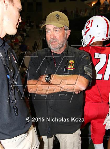 Thumbnail 1 in  Harvard-Westlake vs. La Salle photogallery.