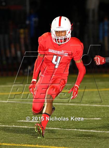 Thumbnail 2 in  Harvard-Westlake vs. La Salle photogallery.