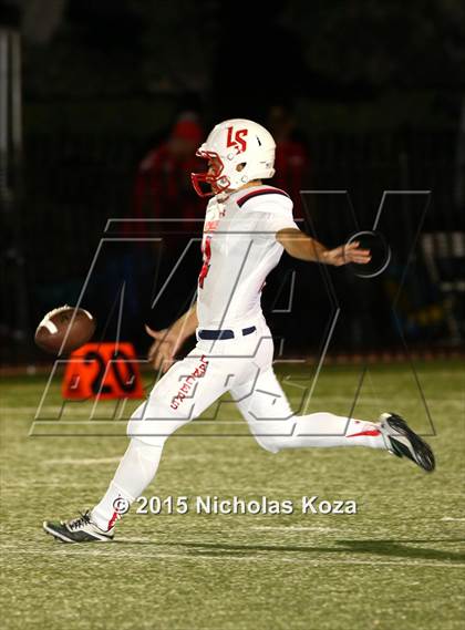 Thumbnail 3 in  Harvard-Westlake vs. La Salle photogallery.