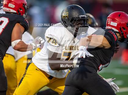 Thumbnail 2 in Lincoln @ Yelm photogallery.