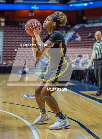 Thumbnail 2 in Trinity Catholic vs. Canton (CIAC Class S Final) photogallery.
