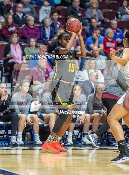 Thumbnail 2 in Trinity Catholic vs. Canton (CIAC Class S Final) photogallery.