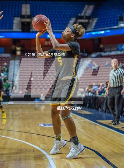 Thumbnail 3 in Trinity Catholic vs. Canton (CIAC Class S Final) photogallery.