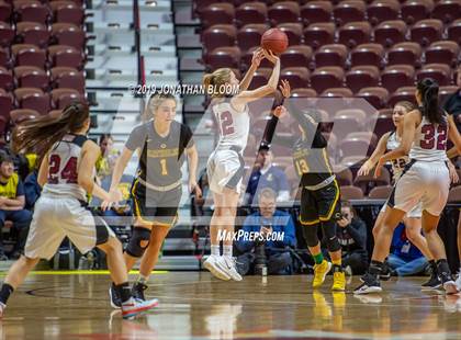 Thumbnail 3 in Trinity Catholic vs. Canton (CIAC Class S Final) photogallery.