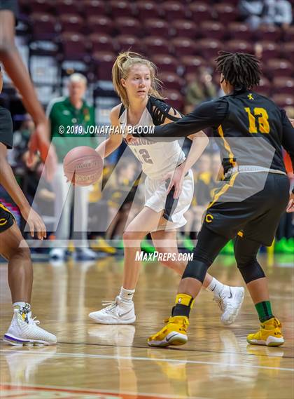 Thumbnail 3 in Trinity Catholic vs. Canton (CIAC Class S Final) photogallery.