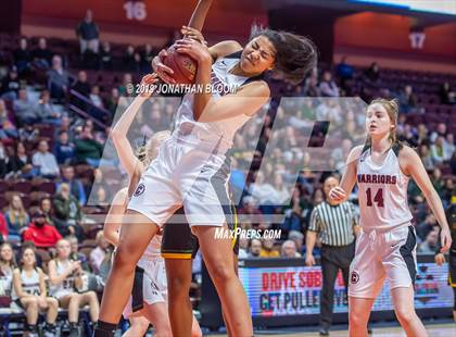 Thumbnail 2 in Trinity Catholic vs. Canton (CIAC Class S Final) photogallery.