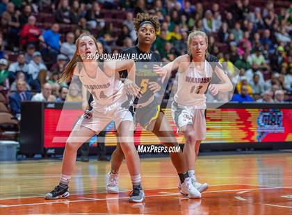 Thumbnail 2 in Trinity Catholic vs. Canton (CIAC Class S Final) photogallery.