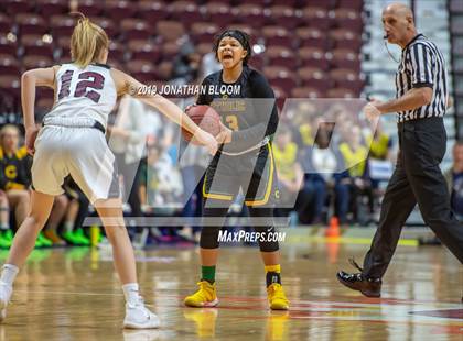 Thumbnail 2 in Trinity Catholic vs. Canton (CIAC Class S Final) photogallery.