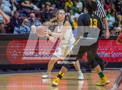 Thumbnail 2 in Trinity Catholic vs. Canton (CIAC Class S Final) photogallery.