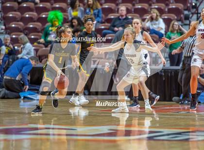 Thumbnail 2 in Trinity Catholic vs. Canton (CIAC Class S Final) photogallery.