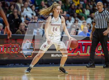 Thumbnail 2 in Trinity Catholic vs. Canton (CIAC Class S Final) photogallery.
