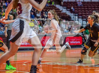 Thumbnail 3 in Trinity Catholic vs. Canton (CIAC Class S Final) photogallery.