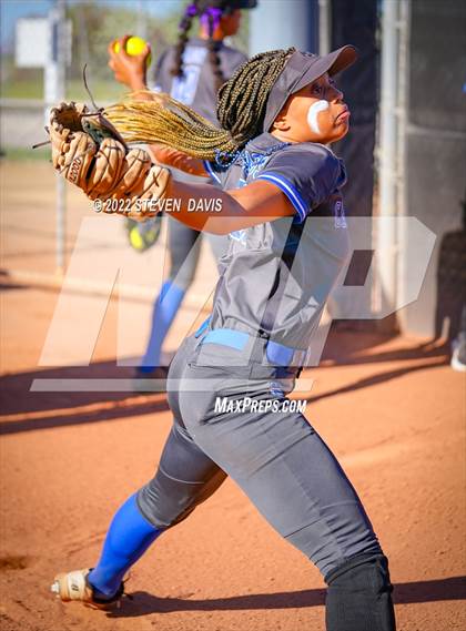 Thumbnail 3 in Canyon View @ Willow Canyon (AIA 5A Championship) photogallery.