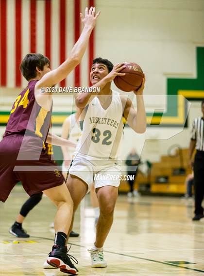Thumbnail 2 in Simi Valley @ Moorpark photogallery.