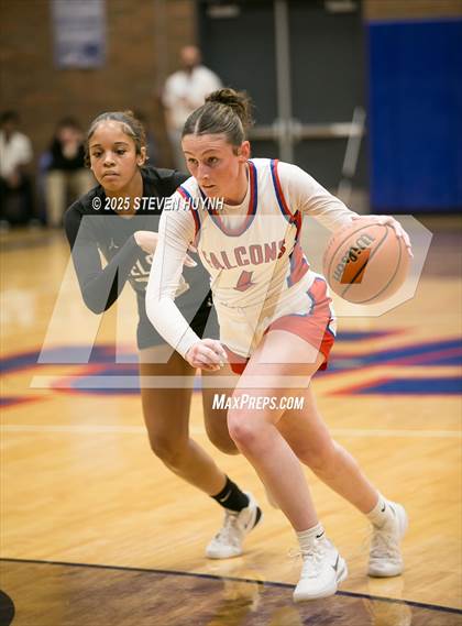 Thumbnail 2 in Nelson @ La Salle photogallery.