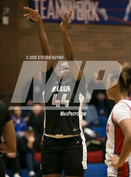 Thumbnail 3 in Nelson @ La Salle photogallery.