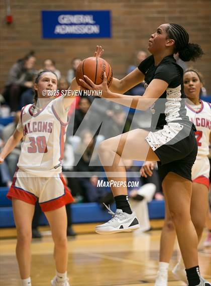 Thumbnail 3 in Nelson @ La Salle photogallery.