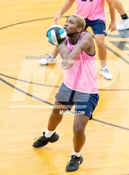 Thumbnail 2 in Grassfield @ Hickory photogallery.