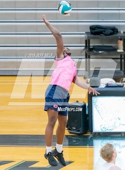 Thumbnail 2 in Grassfield @ Hickory photogallery.