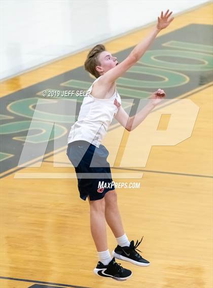 Thumbnail 2 in Grassfield @ Hickory photogallery.