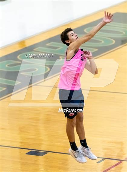 Thumbnail 1 in Grassfield @ Hickory photogallery.