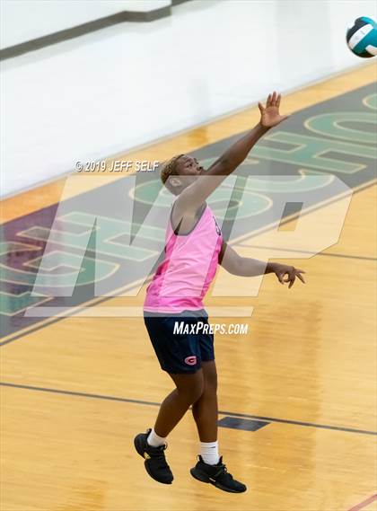 Thumbnail 2 in Grassfield @ Hickory photogallery.