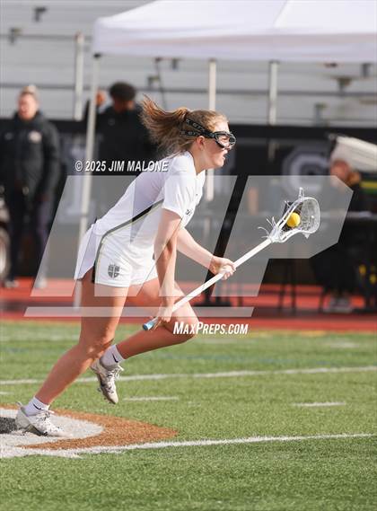 Thumbnail 2 in Menlo-Atherton @ Archbishop Mitty photogallery.