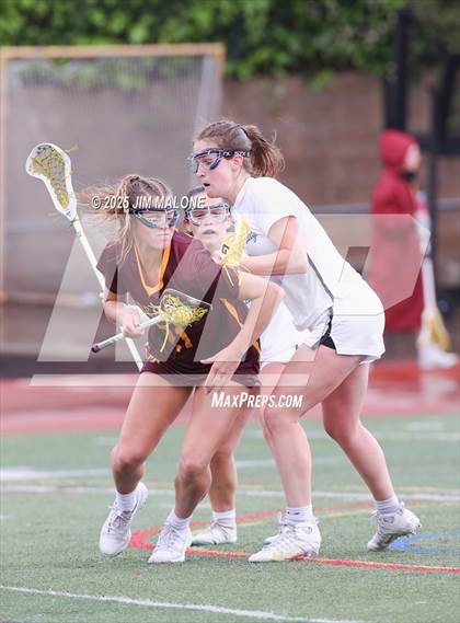 Thumbnail 3 in Menlo-Atherton @ Archbishop Mitty photogallery.