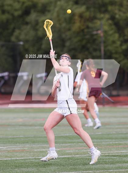 Thumbnail 1 in Menlo-Atherton @ Archbishop Mitty photogallery.