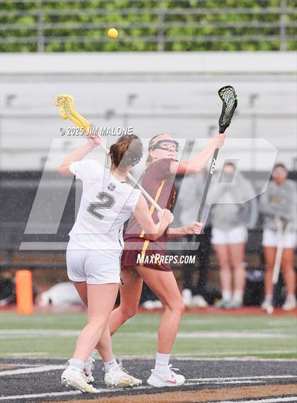 Thumbnail 1 in Menlo-Atherton @ Archbishop Mitty photogallery.