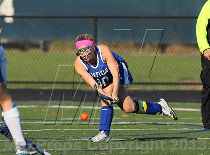 Thumbnail 1 in Ludlowe @ Wilton (FCIAC 1st Round) photogallery.