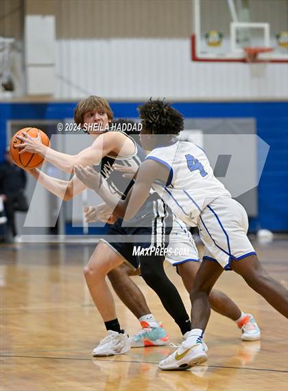 Thumbnail 2 in East Lake vs Calvary Christian (Sun Bash Tampa) photogallery.